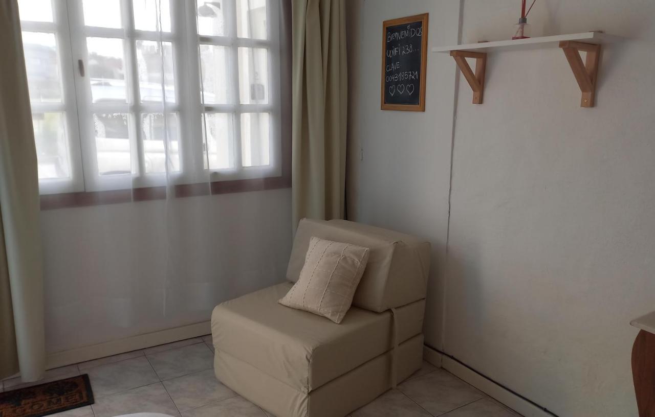 La Puerta Azul Apartment *